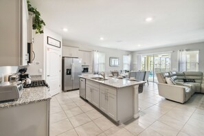 Maison, plusieurs chambres | Intérieur