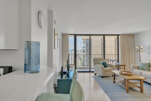 Condo, 1 quarto | Área de estar