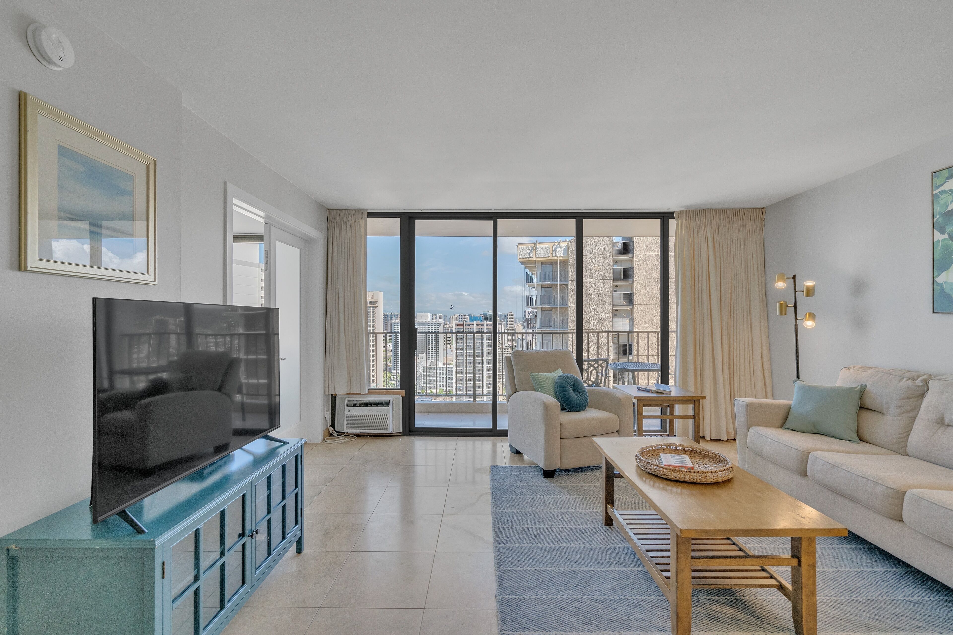 Condo, 1 Bedroom | Living area