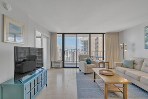Condo, 1 quarto | Área de estar