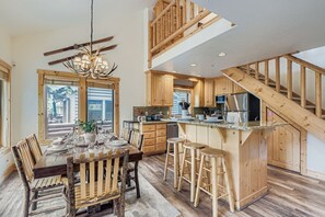 Dining - 402 Timber Escape At Chapparal! Relaxing Deer Valley Condo With Hot Tub! Close To Skiing & Hiking! 3 Bedroom Condo by RedAwning (Park City)