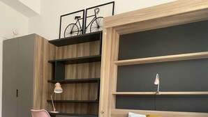 1 bedroom, iron/ironing board, WiFi (free), bed sheets - NEW renovated room in Malvarrosa Beach (No A/C) (Valencia)