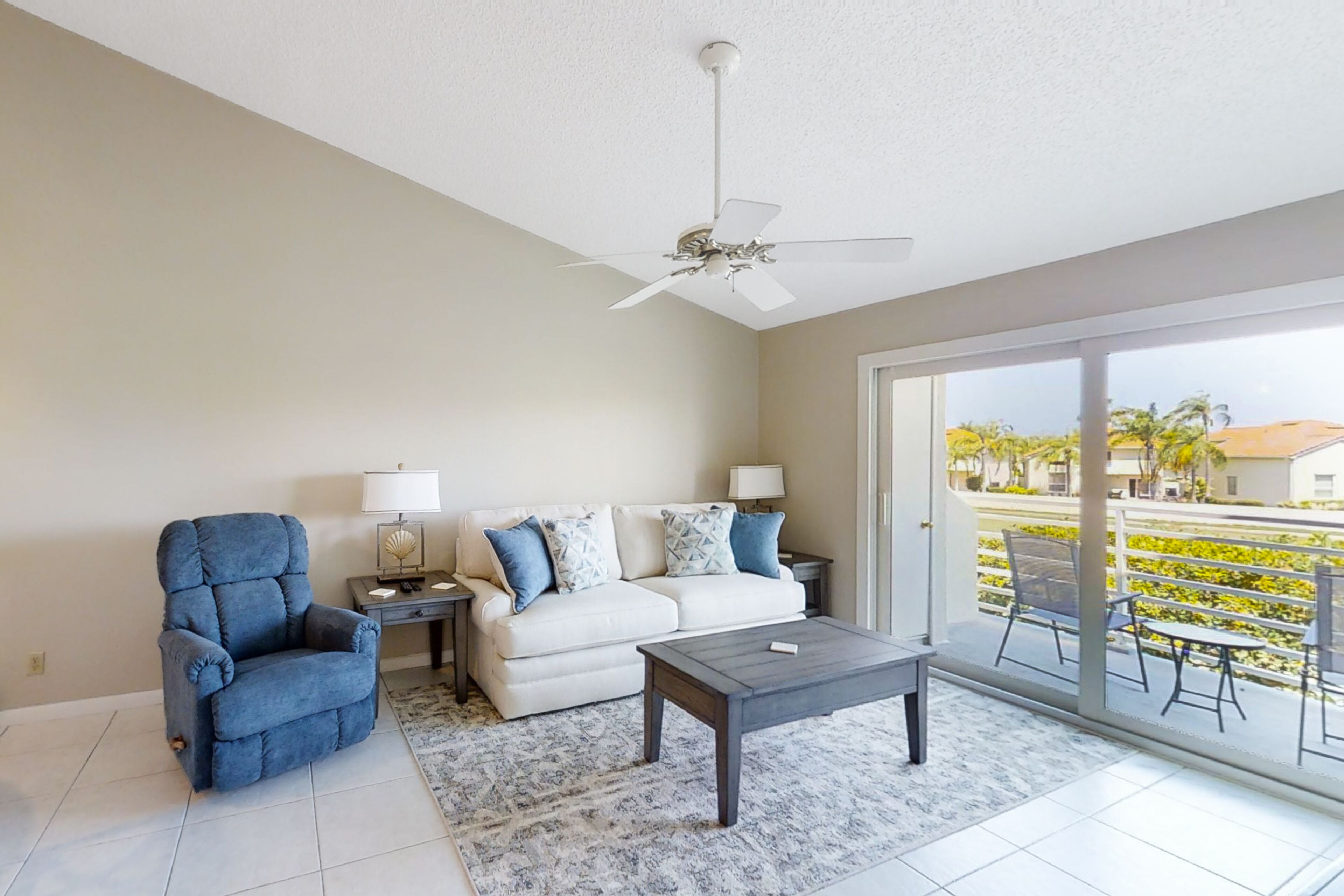 Beach access condo with shared pool and pool spa, scenic balcony, W/D, & AC