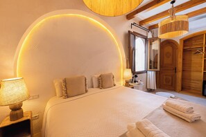 BAB MOUKAF | In-room safe, blackout drapes, soundproofing, iron/ironing board - RIAD NILA  (Chefchaouen)