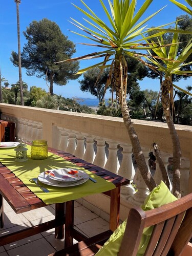 Appartement Dans Résidence de Standing à Hyères avec piscine