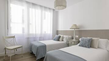 2 bedrooms, iron/ironing board, travel crib, free WiFi