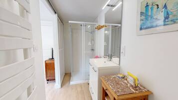 Shower, hair dryer