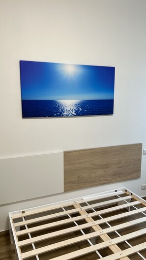 ルーム 1 ベッドルーム シービュー | 客室ごとに異なる装飾、デスク、WiFi (無料)、ベッドシーツ