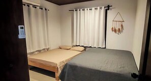 Room - Comfort in the Jungle (Sámara)