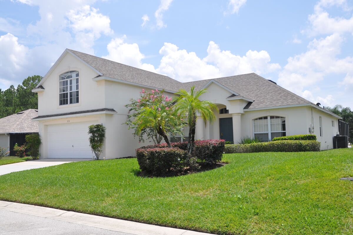 Stunning 5 Bedroom Villa Near Disney World with Private Pool/Hot Tub - MORE....