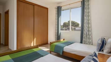 3 Schlafzimmer, Bügeleisen/Bügelbrett, WLAN, Bettwäsche