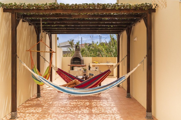 Hammock bed