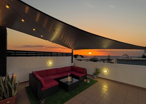 Terrace/patio - Ocean Blue Villa with private pool at Flic-en-Flac (Flic en Flac)