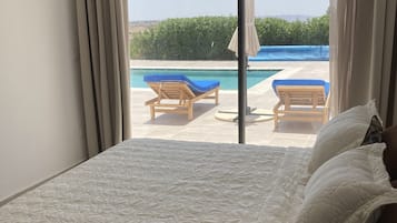 4 室のベッドルーム、WiFi、ベッドシーツ