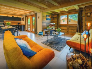 TV, video games, stereo - Chalet Les Vardafes - ski and spa holiday for 8 - OVO Network (La Chapelle-d'Abondance)