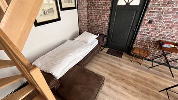 1 chambre, bureau, fer et planche Ă repasser, Wi-Fi