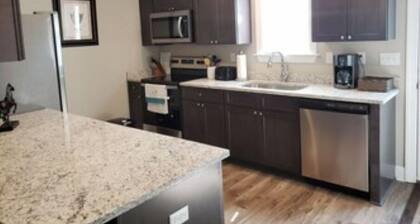 Cassidy's Entire House for Six