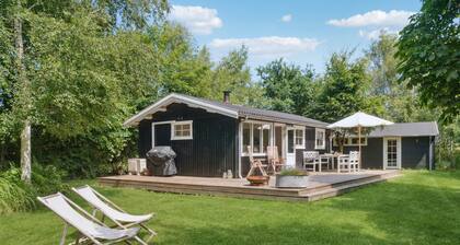 Lovely home in Grevinge with WiFi
