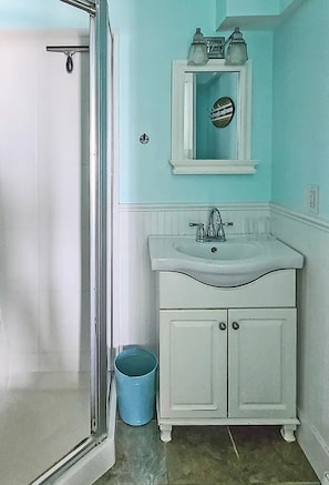 Shower, toilet paper
