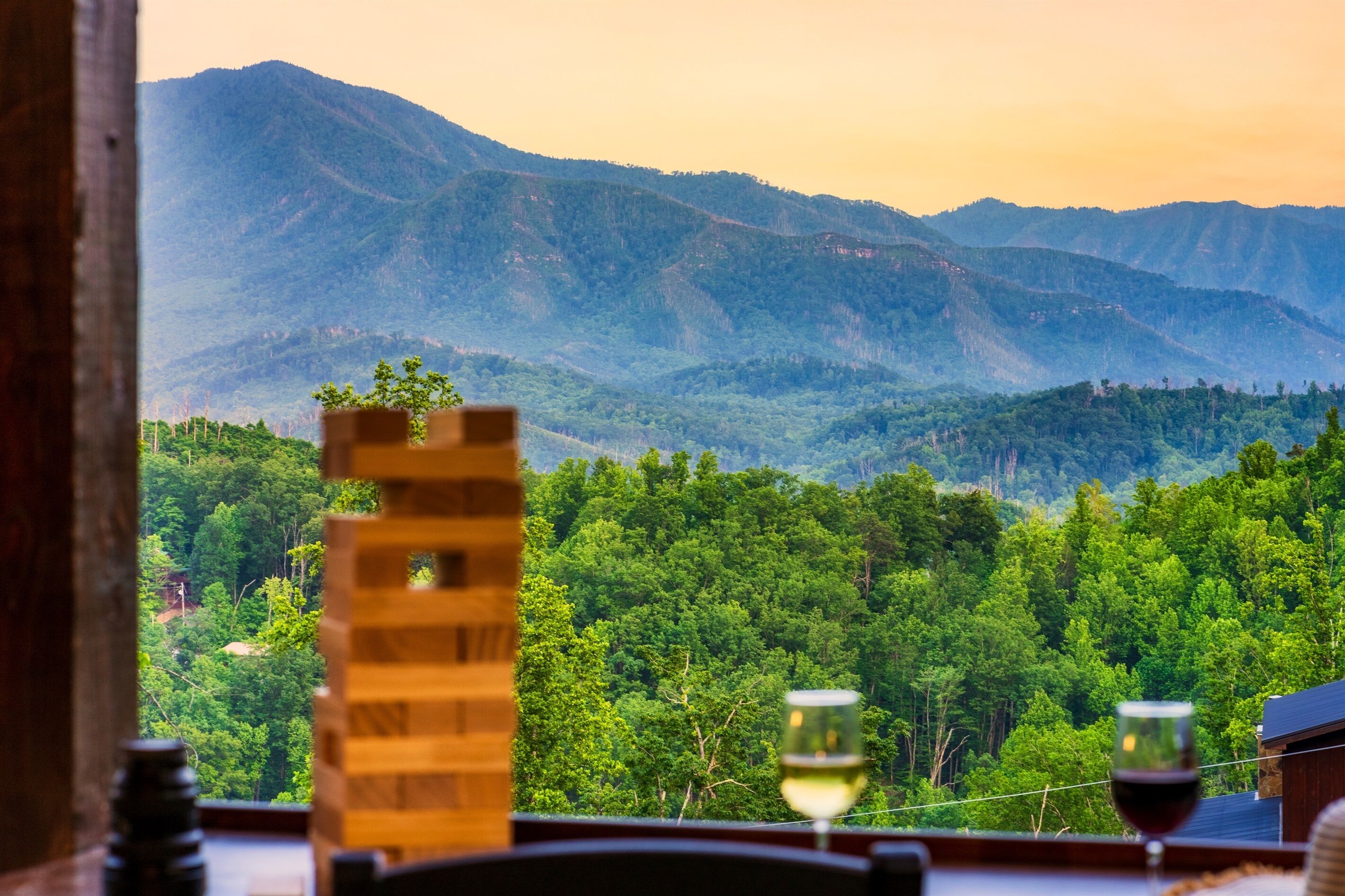 VIEWS, Hot Tub, Game Room, 7min 2 DT