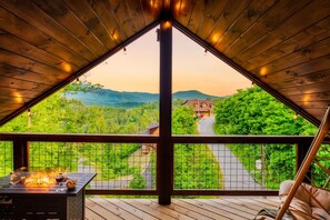 Property grounds - Scenic Views•HotTub•Near Downtown•Pool (Gatlinburg)