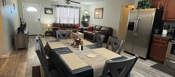 Hayden's Getaway: Sleep 6, Charming & Spacious