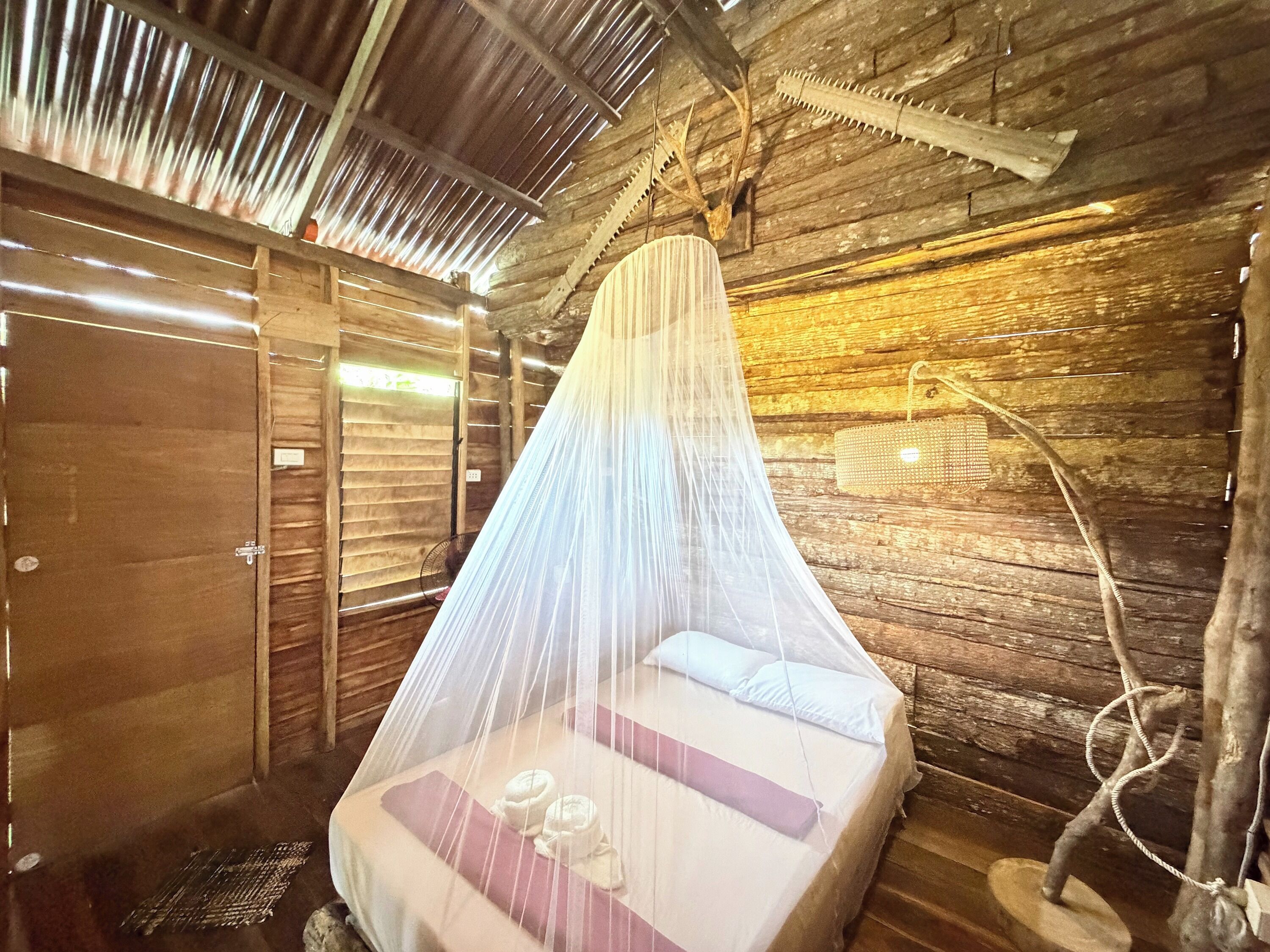 1 bedroom, premium bedding, desk, iron/ironing board