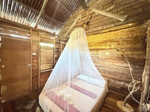 Habitación básica doble | 1 habitación, ropa de cama de alta calidad y escritorio 