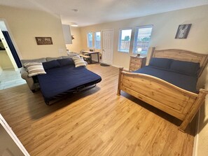 1 bedroom, iron/ironing board, WiFi, bed sheets