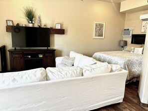 Room - Nestled in Catalina Mountains with Amazing Views and sunsets. (Tucson)