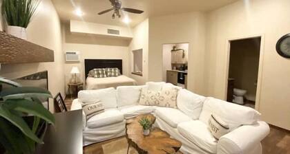 Nestled in Catalina Mountains with Amazing Views and sunsets.