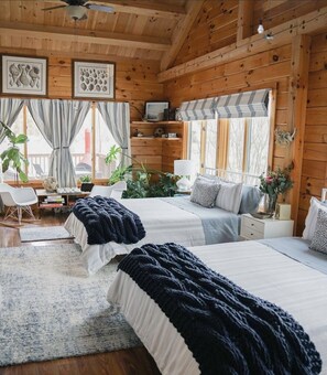 4 habitaciones, tabla de planchar con plancha, wifi y ropa de cama