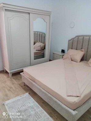 3 Schlafzimmer, Bügeleisen/Bügelbrett, Reisekinderbett, WLAN