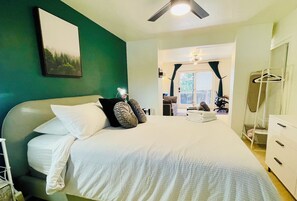 1 Schlafzimmer, Schreibtisch, Bügeleisen/Bügelbrett, WLAN