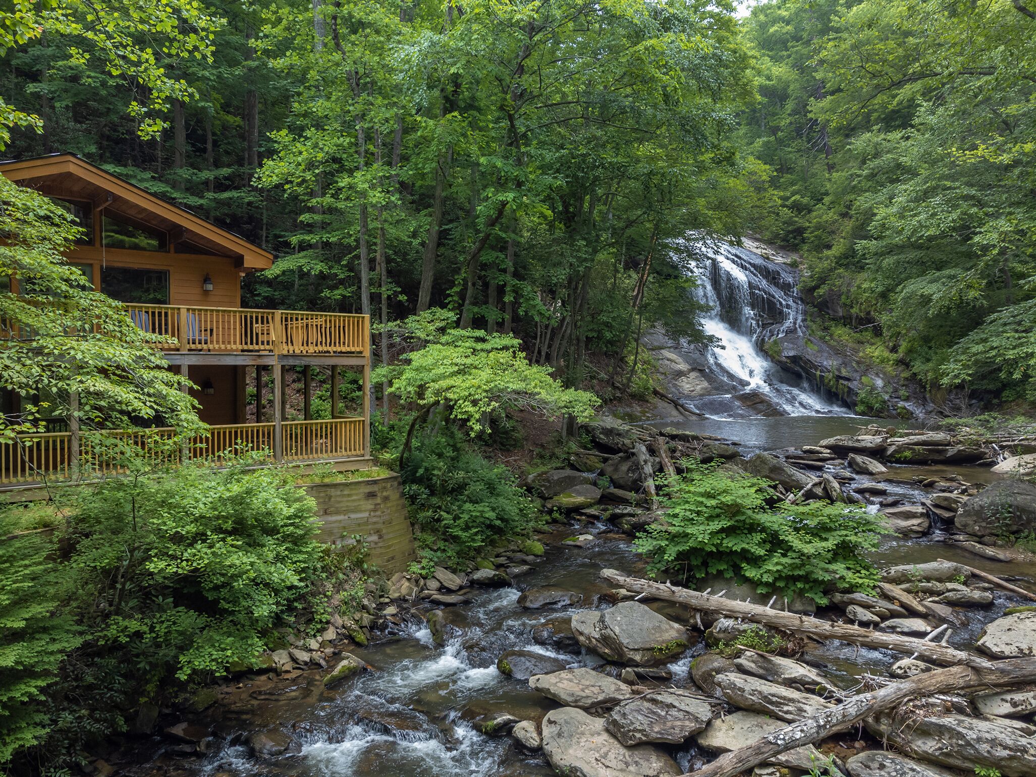 On the Rocks | Private Waterfall on Flat Creek!