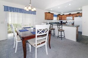 Dining - 2/2 Private Home in The Villages
 (The Villages)