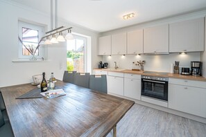 Imagen sin descripción, 4 de 27, botón