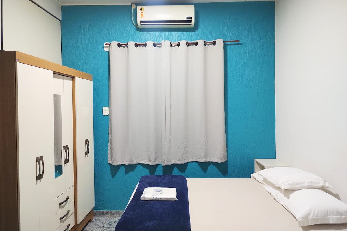 Apartamento 4 | 1 bedroom, individually furnished, laptop workspace, blackout drapes