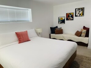 3 عدّة غرف نوم ومكتب ومكواة/لوح كي وسرير سفر