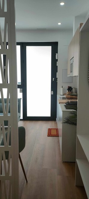 Interior - Carmen Street, Seville, Historic Center B3 (Sevilla)