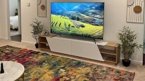 Uklassifisert bilde, 3 av 19, knapp