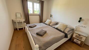 2 Schlafzimmer, Bettwäsche