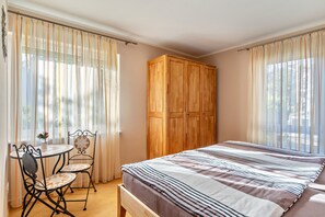 3 Schlafzimmer, Bügeleisen/Bügelbrett, kostenloses WLAN, Bettwäsche