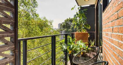 Big PH Haven with rooftop, Condesa 2BR By Tasman