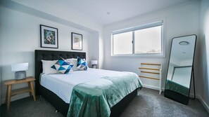 3 habitaciones, cuna de viaje, wifi y ropa de cama