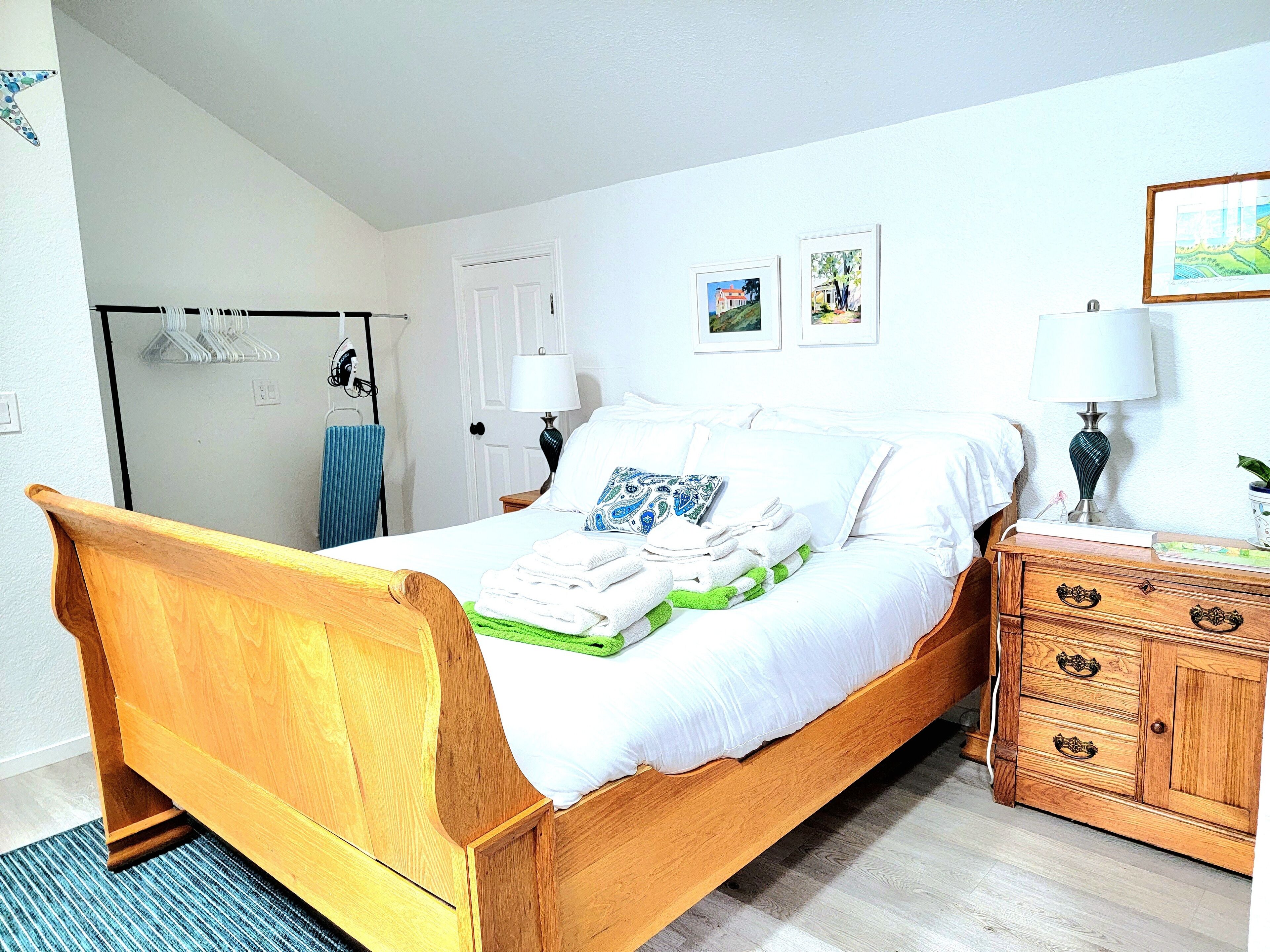 1 habitación, escritorio, tabla de planchar con plancha y wifi gratis 