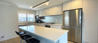 Cosy room near airport