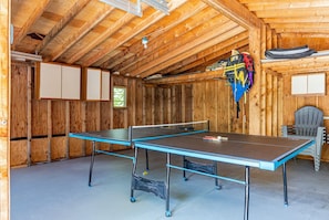 Games room - Chic Waterfront w/ Hot Tub, Sauna and Sky Deck! (Saugerties)