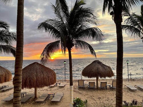 4-Bedroom Oceanfront Condo w/Breathtaking Views! Your Dream Getaway in Cozumel