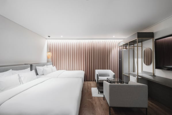 Superior Family Room | Down duvets, Select Comfort beds, blackout curtains, free WiFi - Cloudin Hotel Mokpo Peace Square branch (Mokpo)